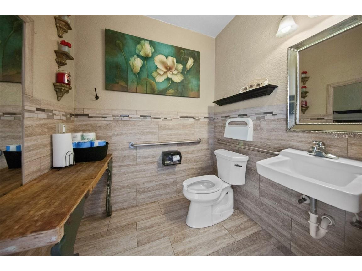 307 Flagler Avenue #101 New Smyrna Beach FL 32169 O6340009 image18