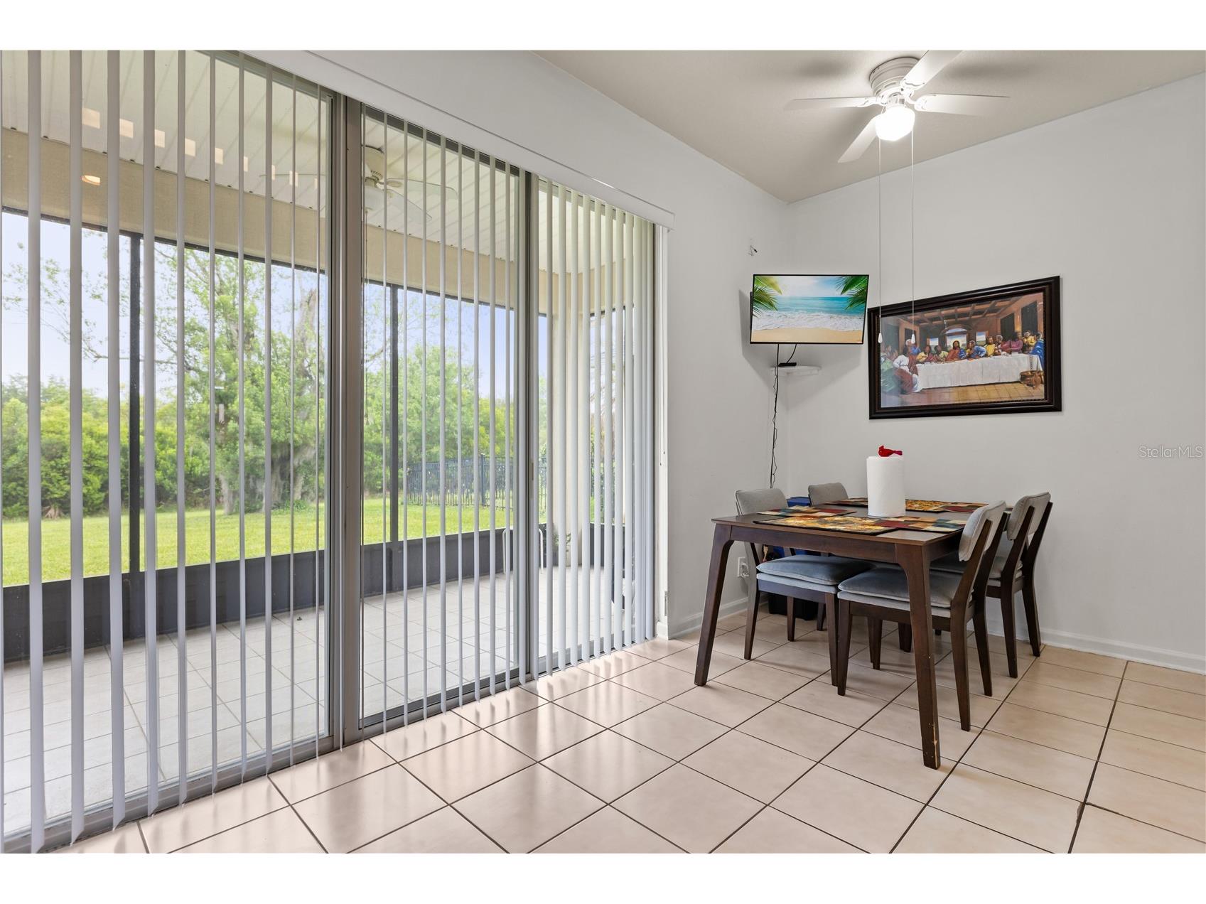 307 Heron Point Way Deland FL 32724 V4948459 image14