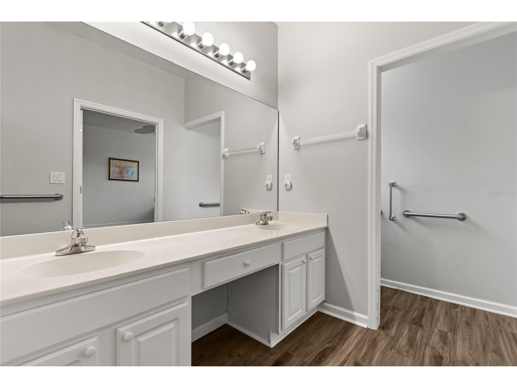 307 Heron Point Way Deland FL 32724 V4948459 image17