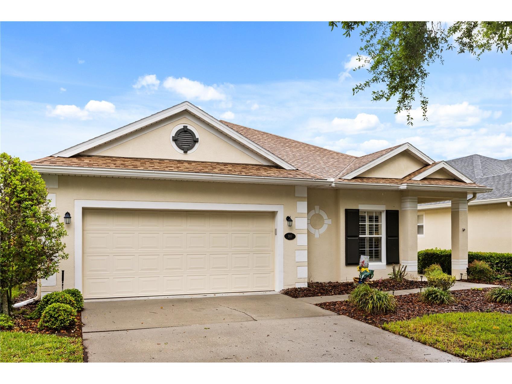 307 Heron Point Way Deland FL 32724 V4948459 image2