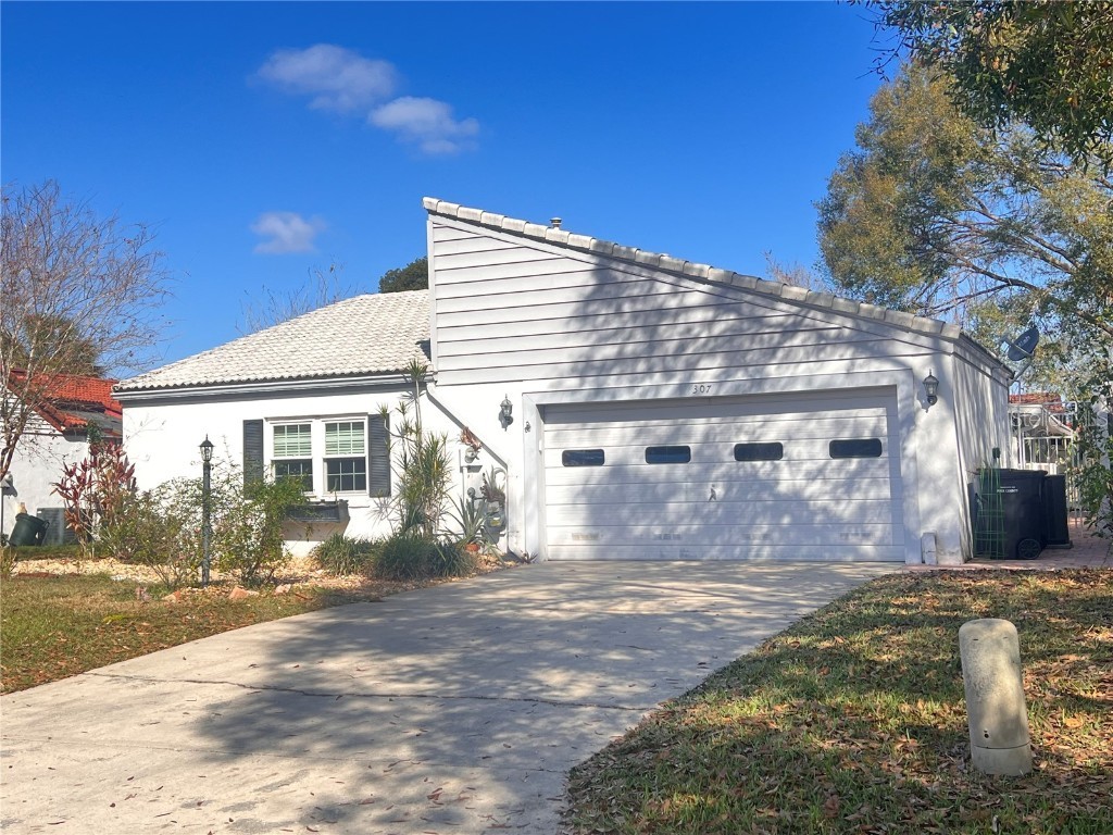 307 La Serena Winter Haven FL 33884 L4935110 image1