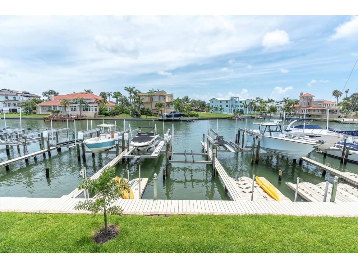 307 Madeira Circle Tierra Verde FL 33715 - BOCA CIEGA BAY TB8416100 image44