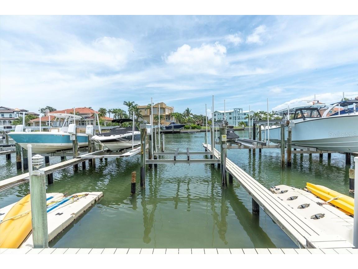 307 Madeira Circle Tierra Verde FL 33715 - BOCA CIEGA BAY TB8416100 image47