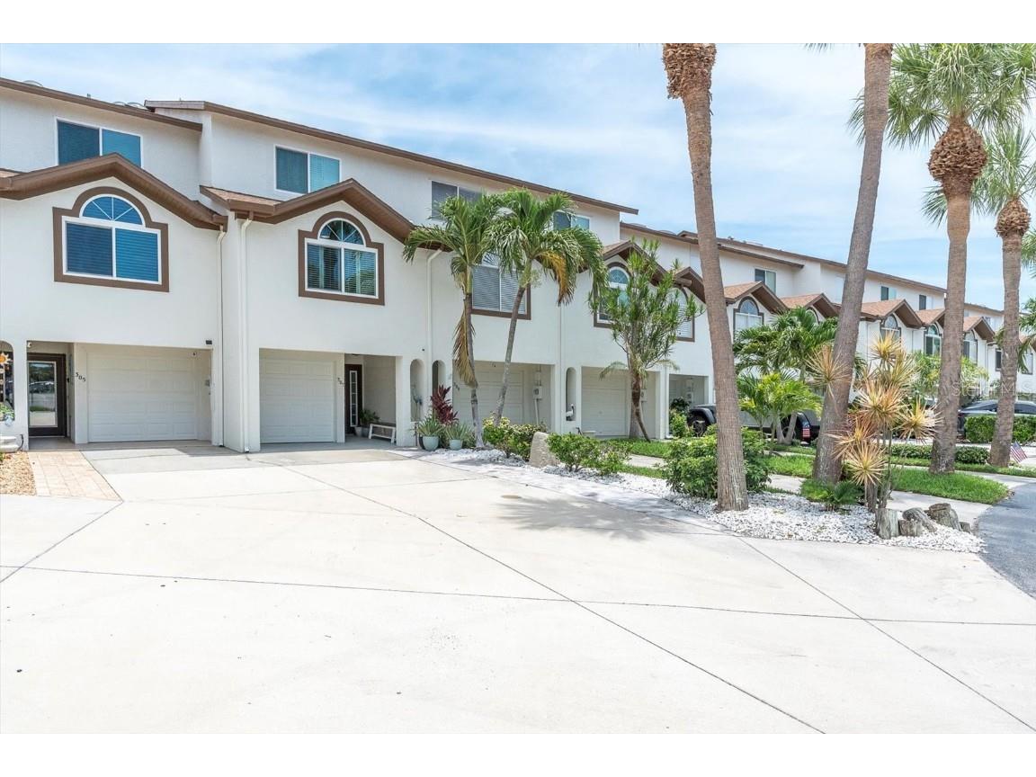 307 Madeira Circle Tierra Verde FL 33715 - BOCA CIEGA BAY TB8416100 image54