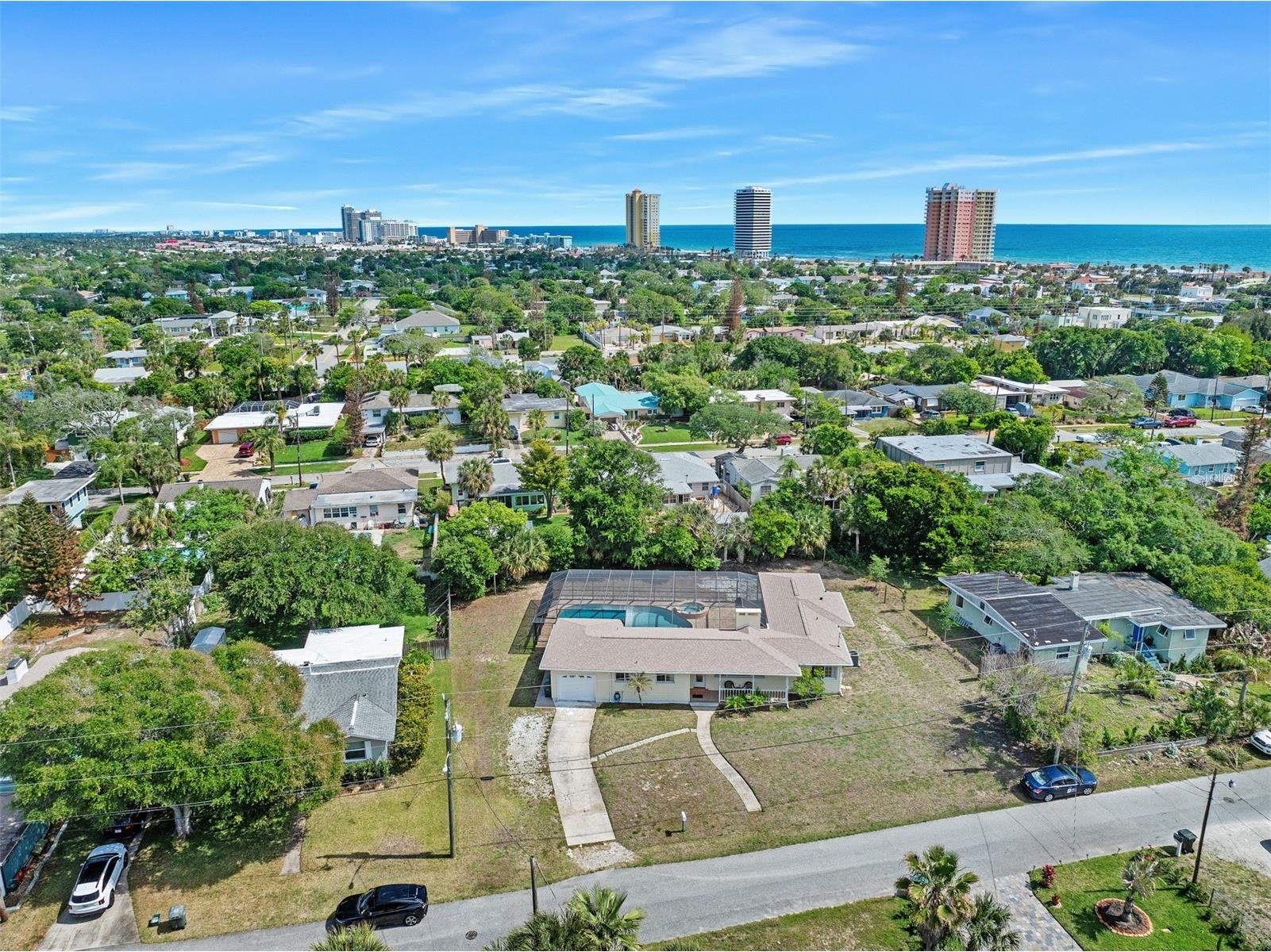 307 Manhattan Avenue Daytona Beach FL 32118 V4948925 image4