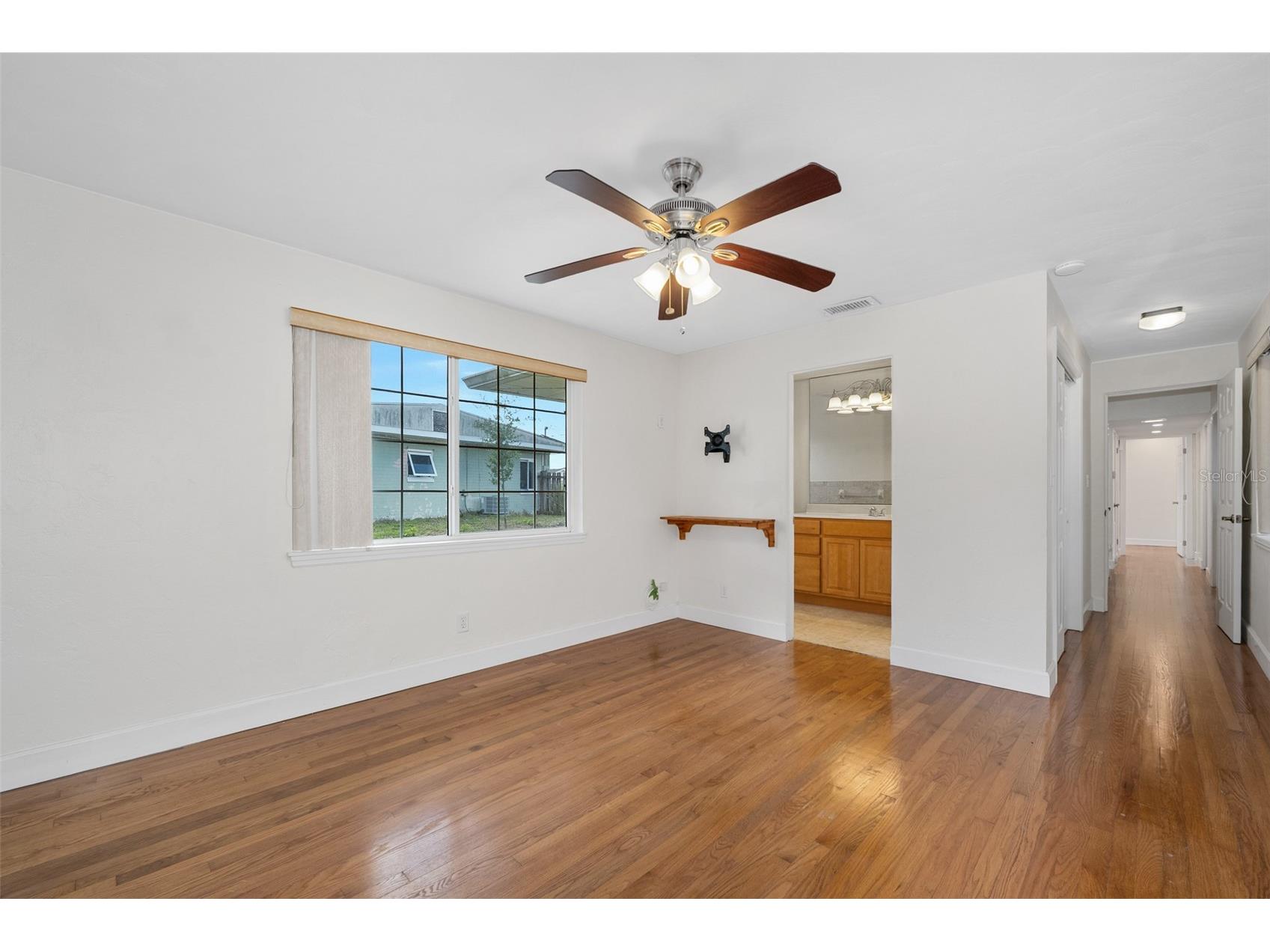 307 Manhattan Avenue Daytona Beach FL 32118 V4948925 image41