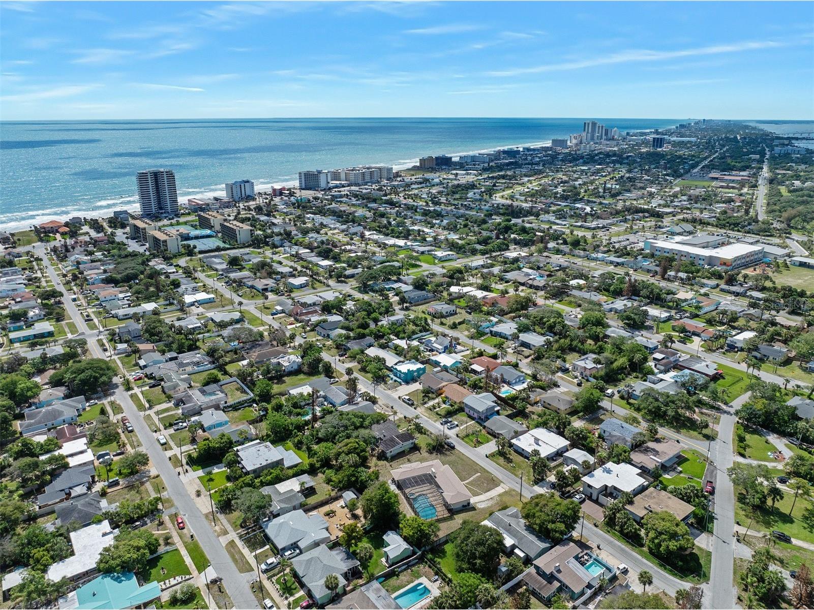 307 Manhattan Avenue Daytona Beach FL 32118 V4948925 image8