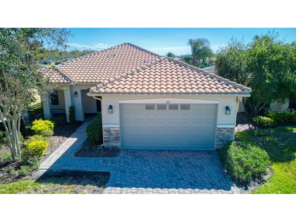 307 Monterey Street Poinciana FL 34759 - COMMUNITY POND S5137888 image2
