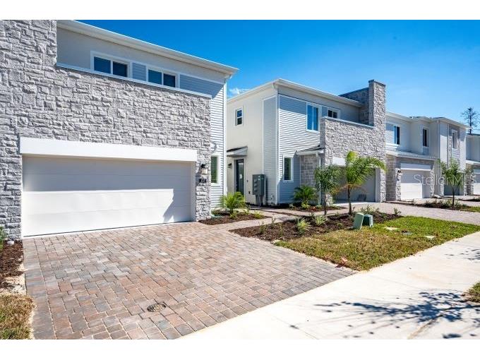 307 Nine Iron Drive Davenport FL 33896 J967988 image1