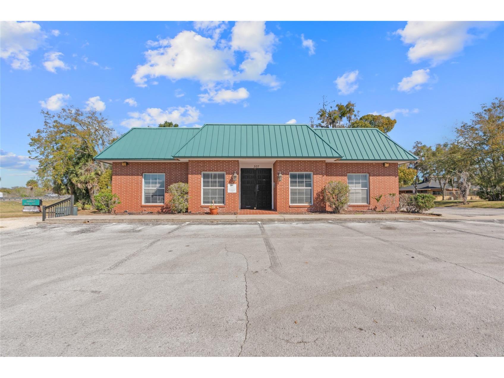 307 NW 3rd Street Ocala FL 34475 OM719077 image2