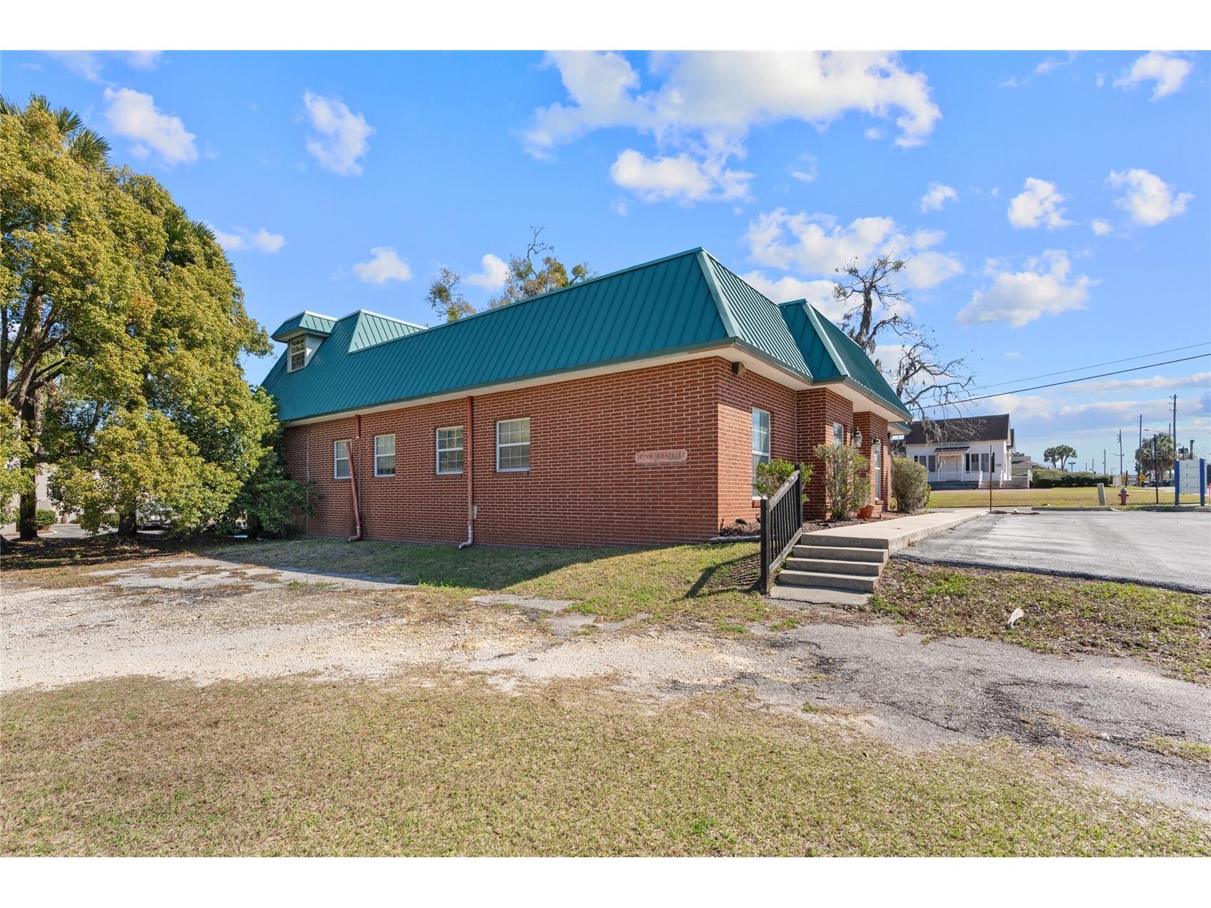 307 NW 3rd Street Ocala FL 34475 OM719077 image5