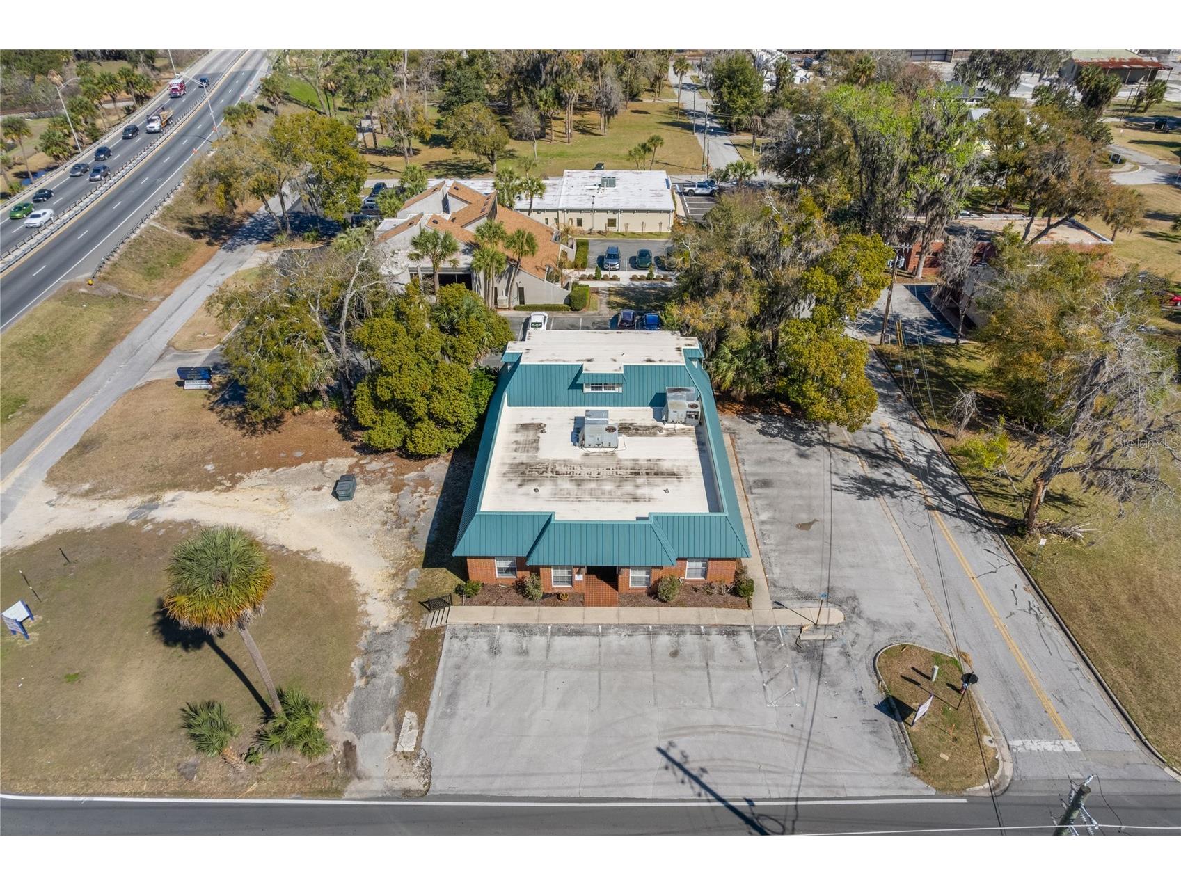 307 NW 3rd Street Ocala FL 34475 OM719077 image6