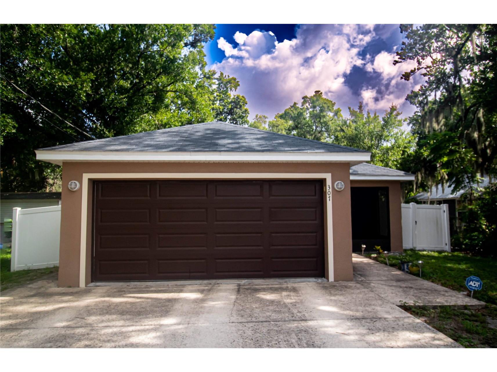307 NW 8th Street Mulberry FL 33860 A4697853 image1