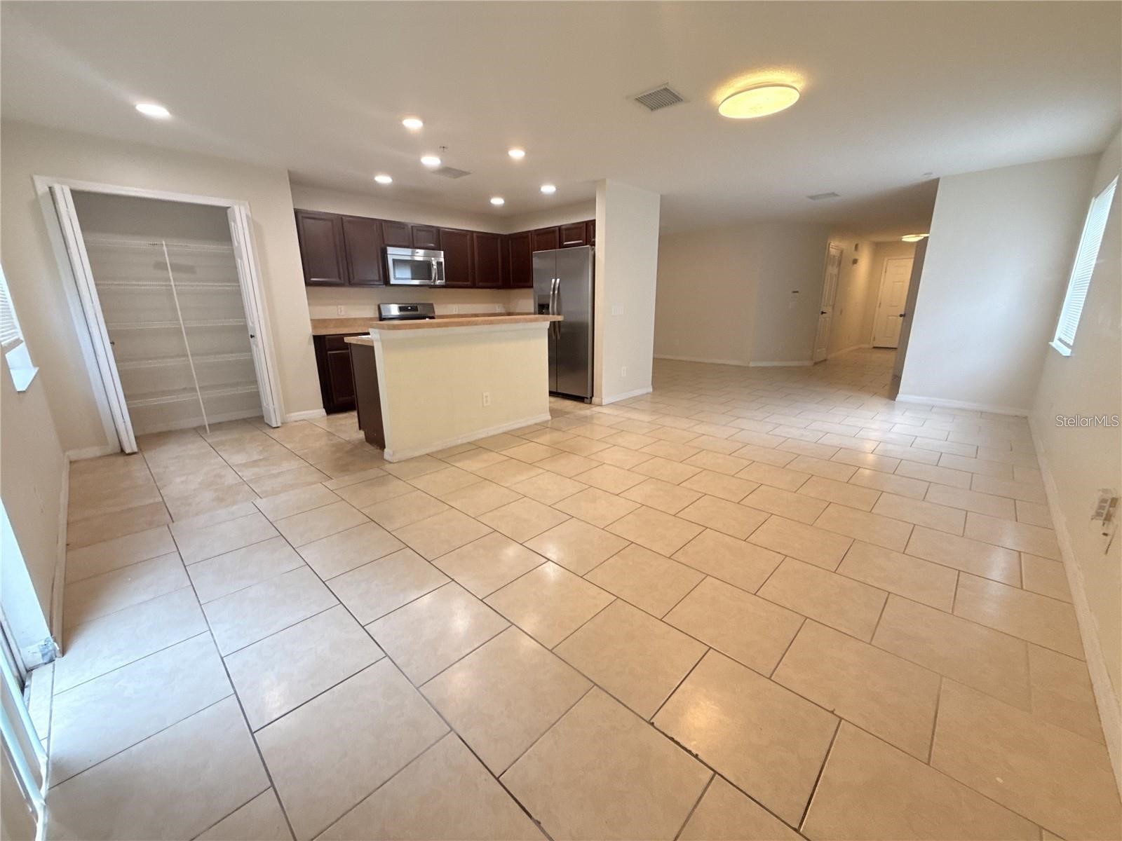 307 Prickle Pear Court #64 Orlando FL 32824 S5152618 image4