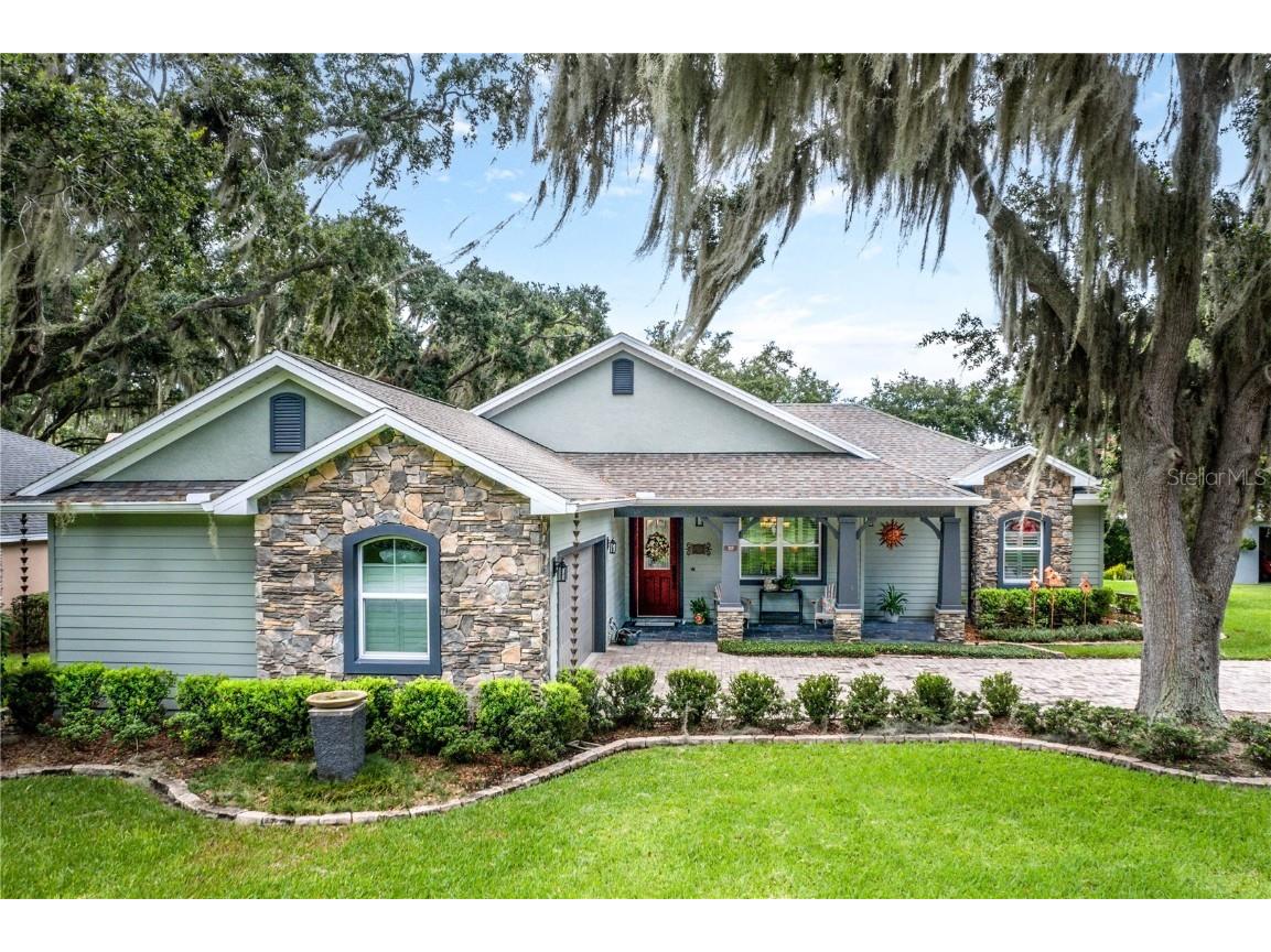 307 Reserve Drive Tavares FL 32778 - CANAL TO LAKE EUSTIS J982057 image1