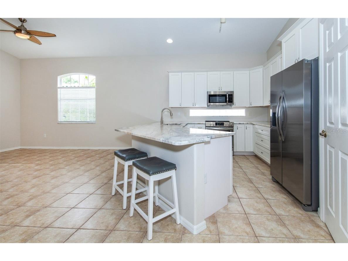 307 Rio Terra Venice FL 34285 TB8439749 image4