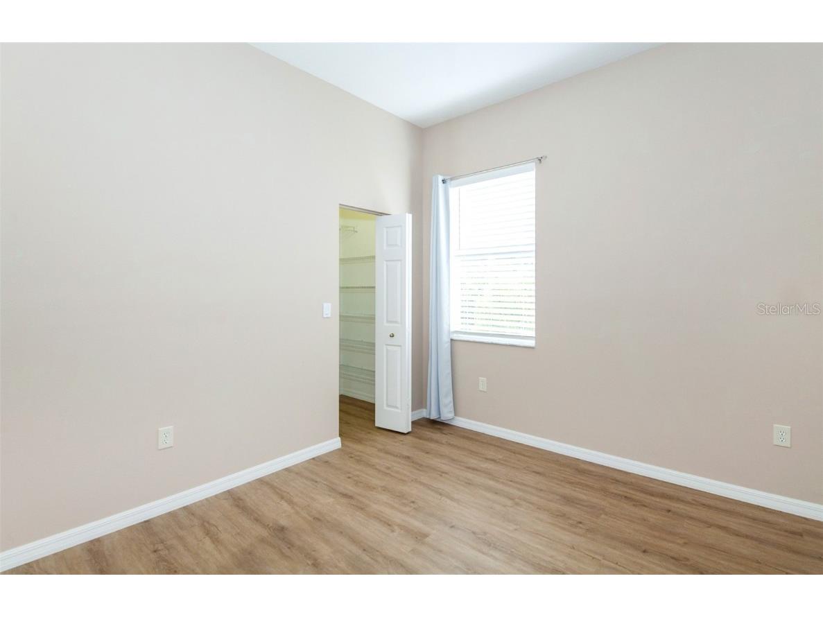 307 Rio Terra Venice FL 34285 TB8439749 image9