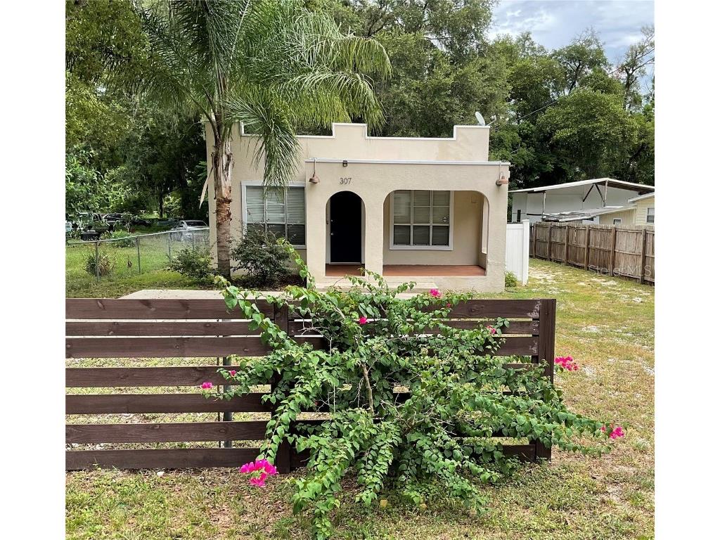 307 S Dixie Avenue Fruitland Park FL 34731 G5072474 image1