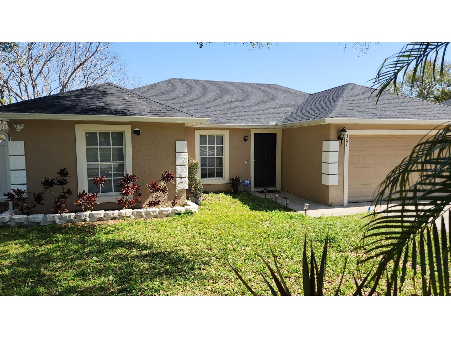 307 S Oakland Avenue Minneola FL 34715 O6386187 image1