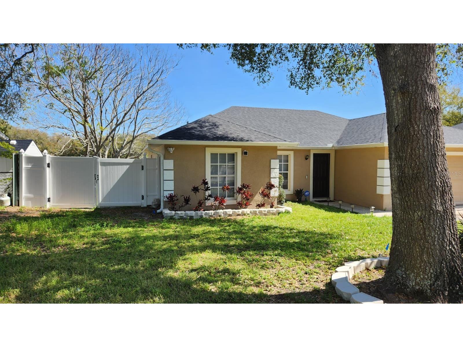 307 S Oakland Avenue Minneola FL 34715 O6386187 image3