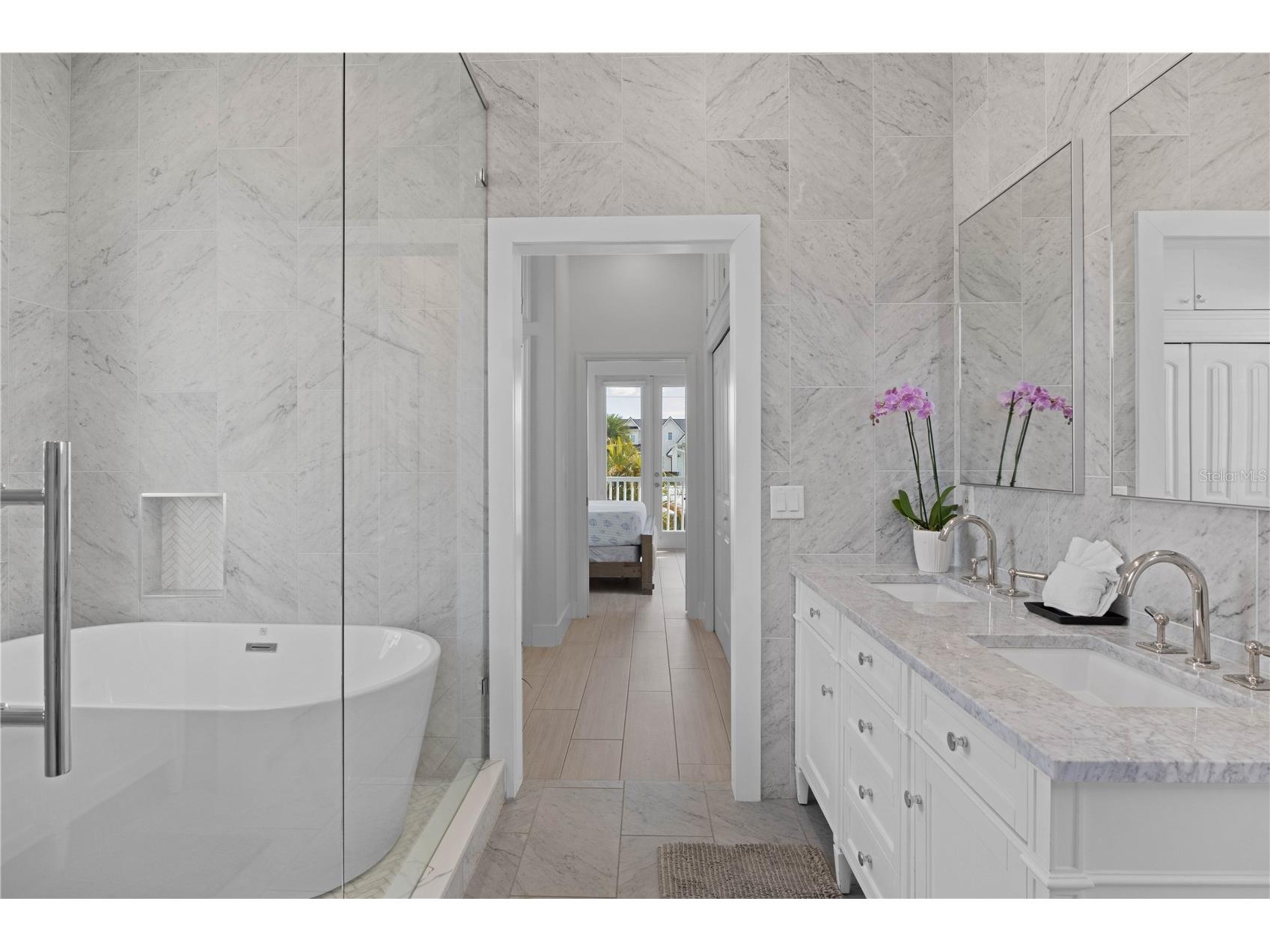 307 Spring Avenue Anna Maria FL 34216 A4679433 image32