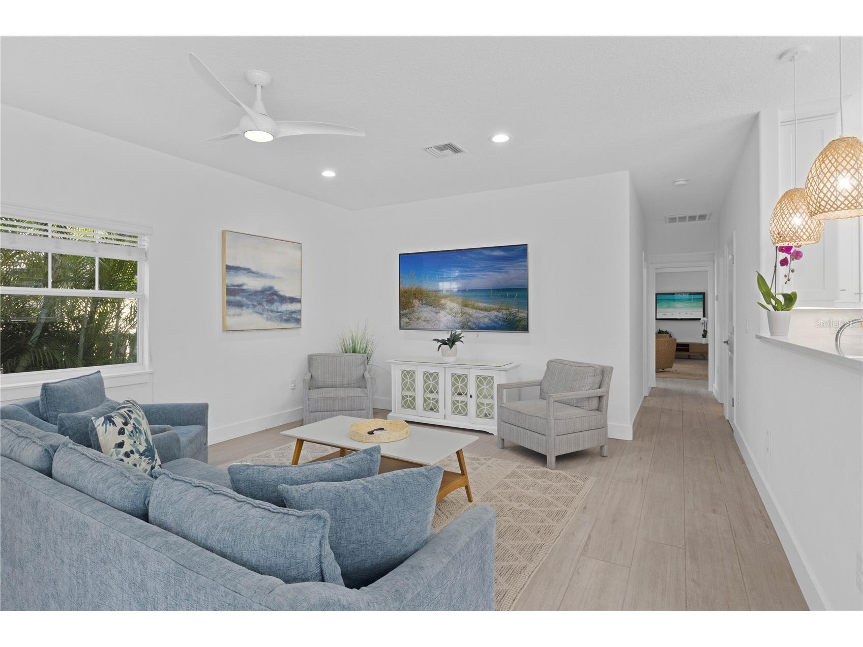 307 Spring Avenue Anna Maria FL 34216 A4679433 image6