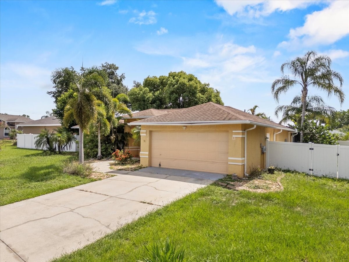307 Sterling Drive Winter Haven FL 33884 S5150673 image1