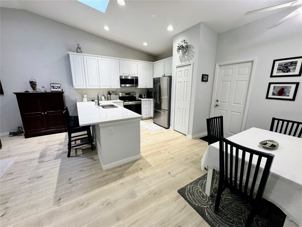 307 Tammie Sue Lane Deland FL 32724 V4944332 image2