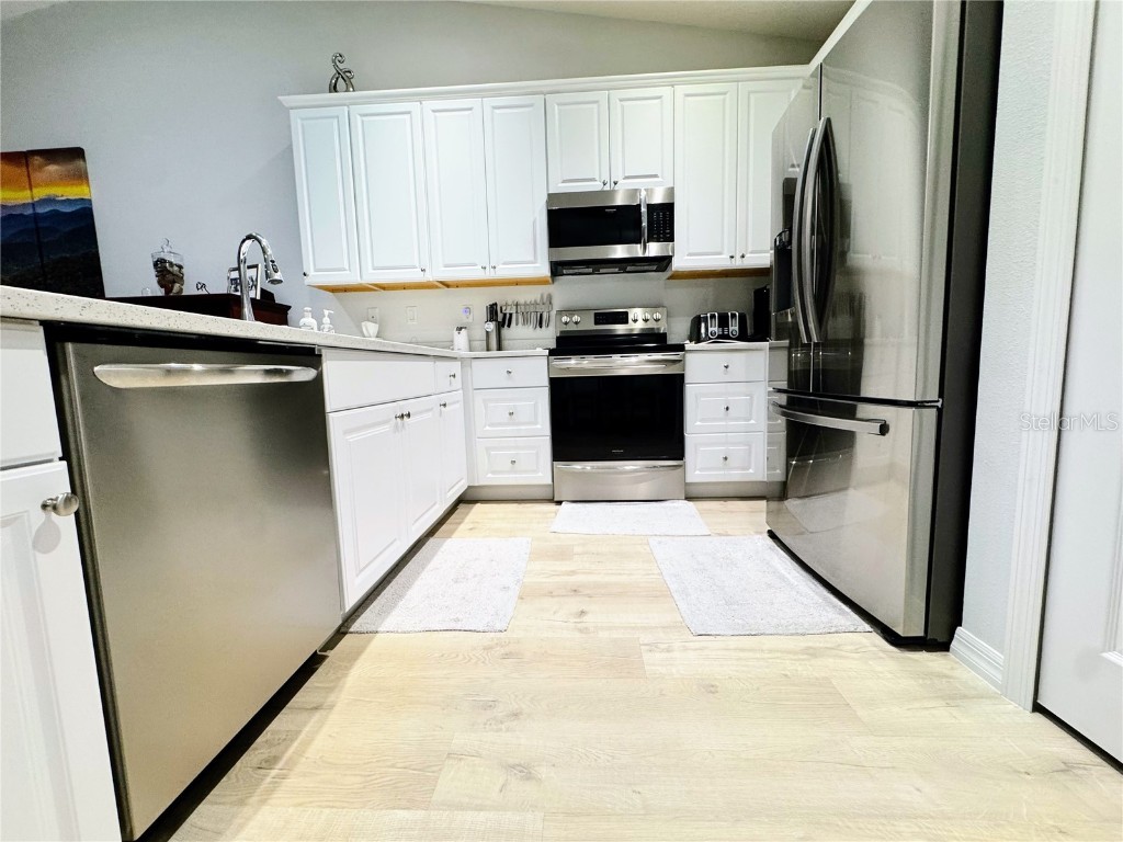 307 Tammie Sue Lane Deland FL 32724 V4944332 image3