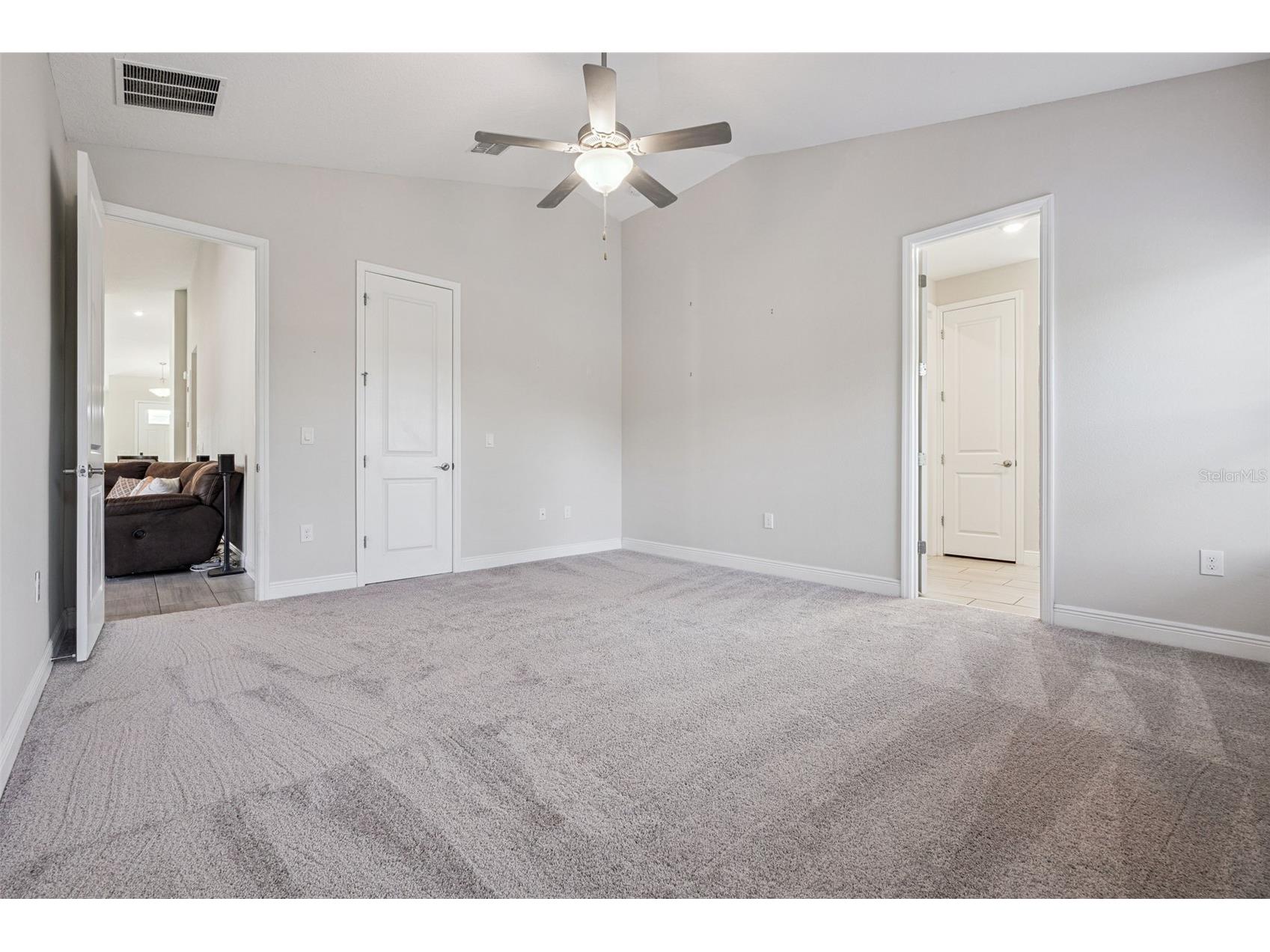 307 Terracotta Terrace Howey In The Hills FL 34737 O6390970 image16