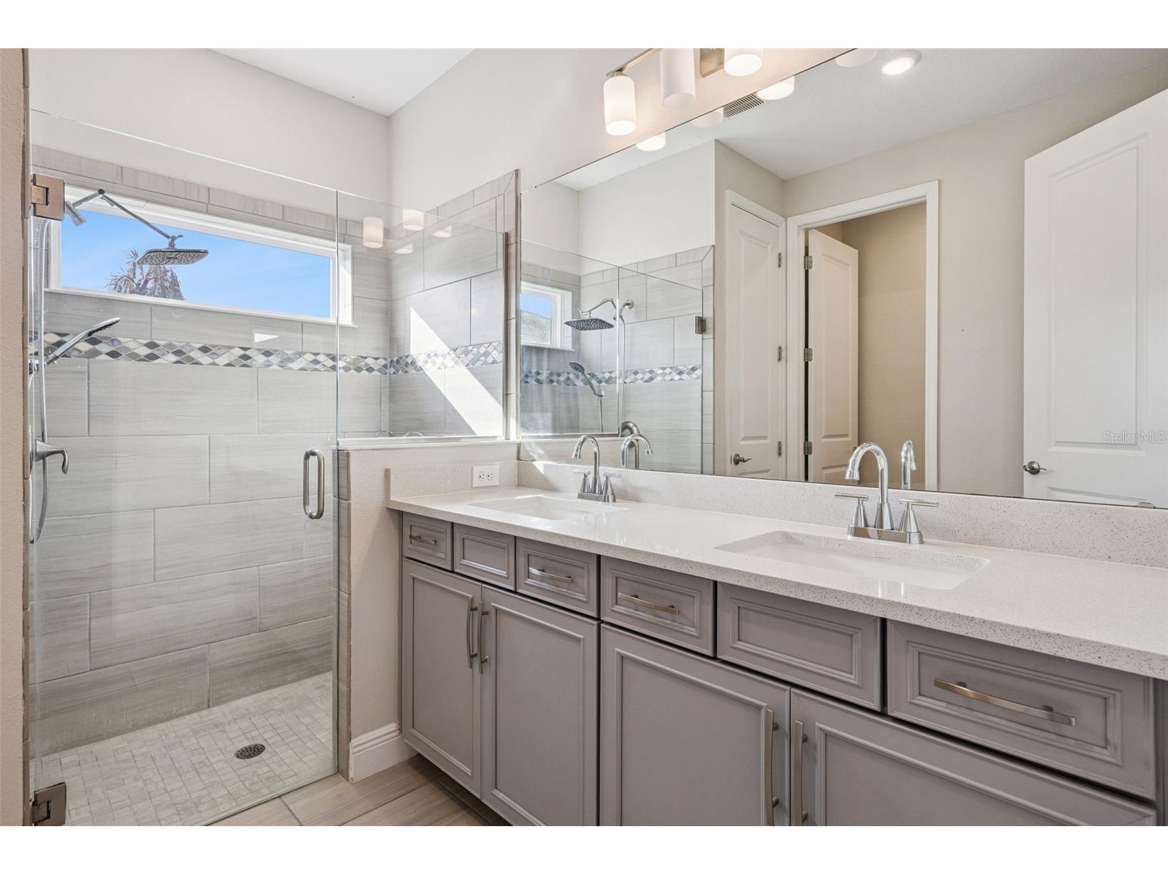 307 Terracotta Terrace Howey In The Hills FL 34737 O6390970 image17