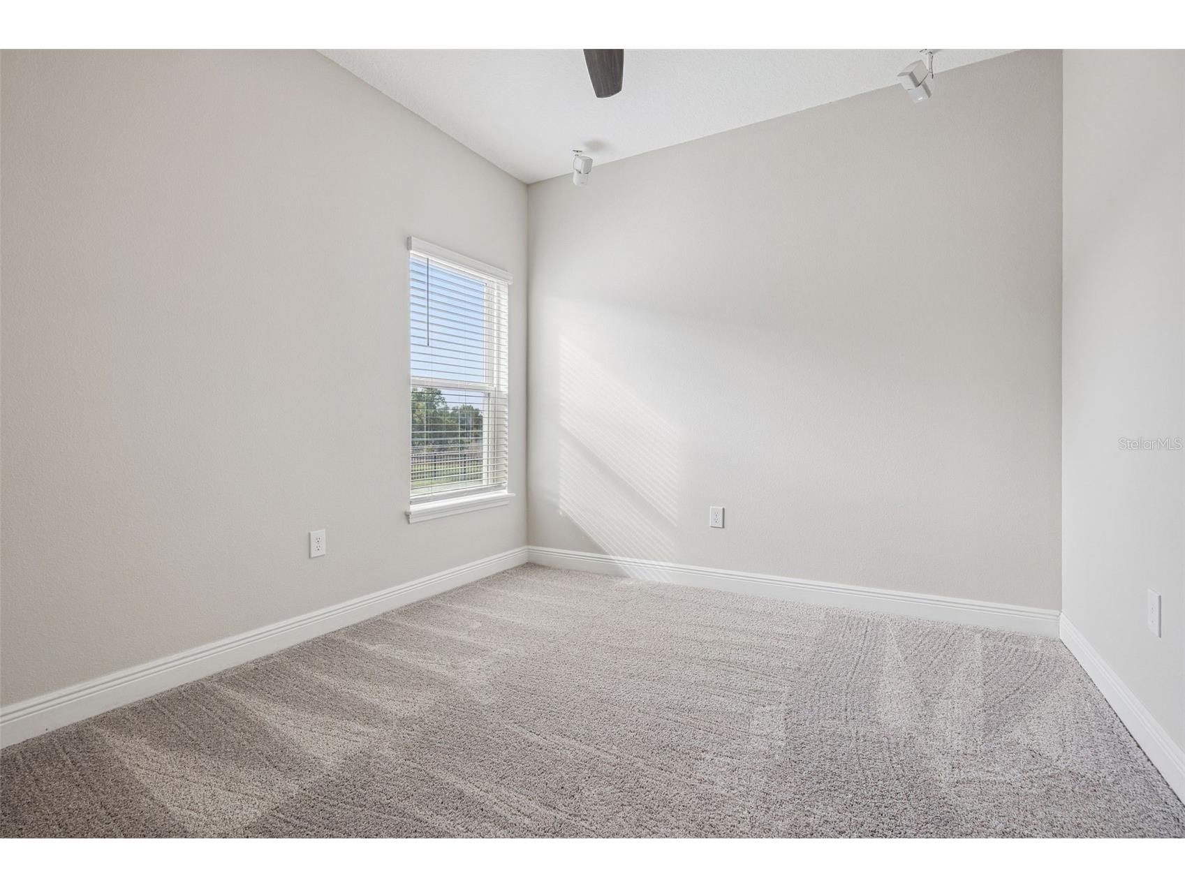 307 Terracotta Terrace Howey In The Hills FL 34737 O6390970 image24