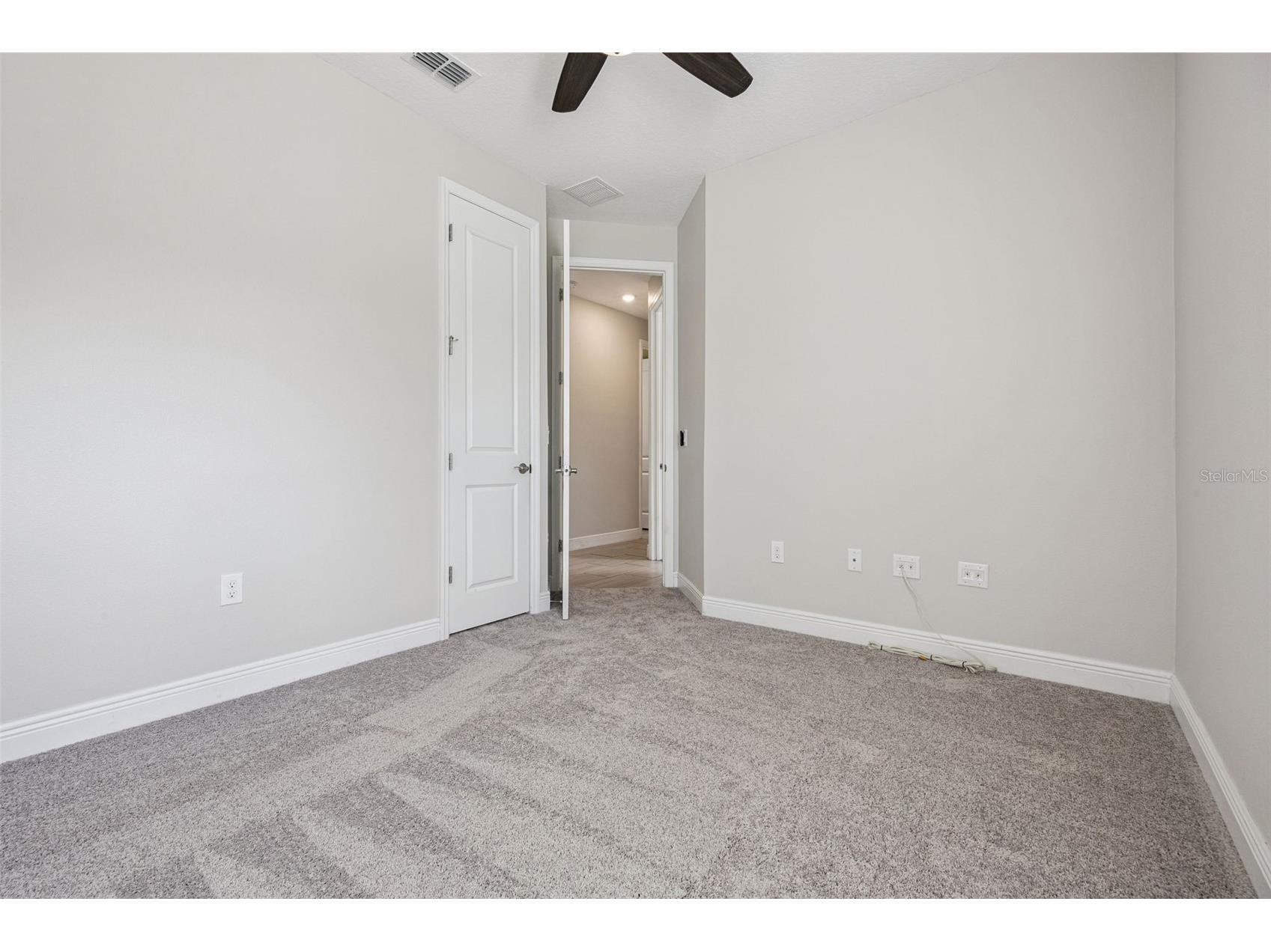 307 Terracotta Terrace Howey In The Hills FL 34737 O6390970 image25