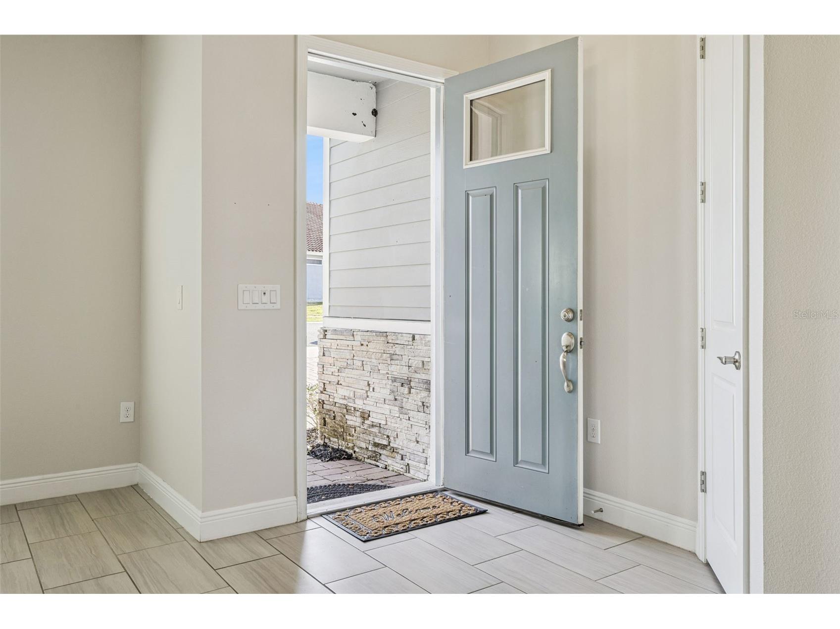 307 Terracotta Terrace Howey In The Hills FL 34737 O6390970 image3