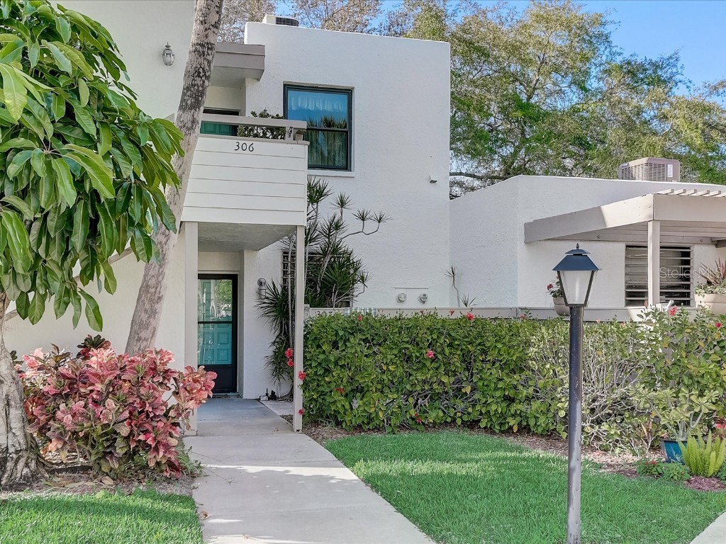 307 Timberlake Drive #307 Bradenton FL 34210 A4570135 image1