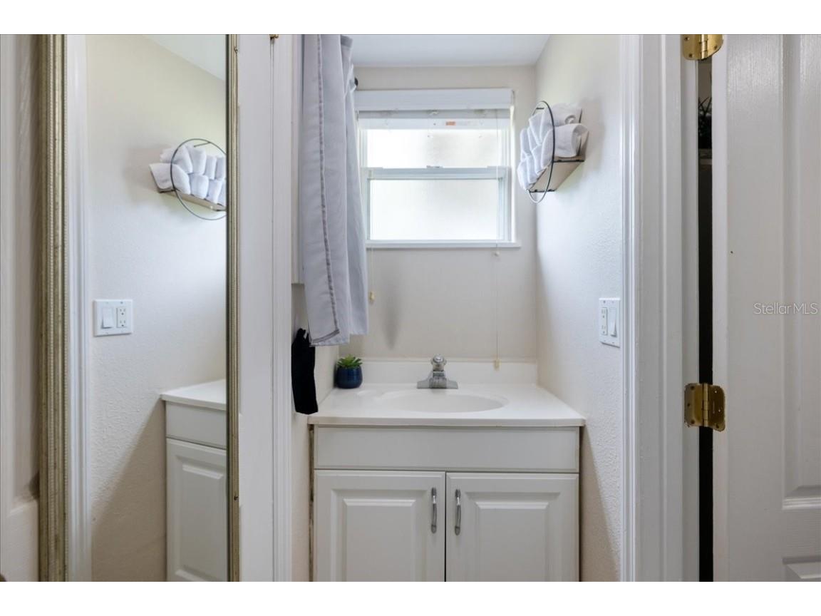 307 Winfield Way Nokomis FL 34275 A4594446 image37