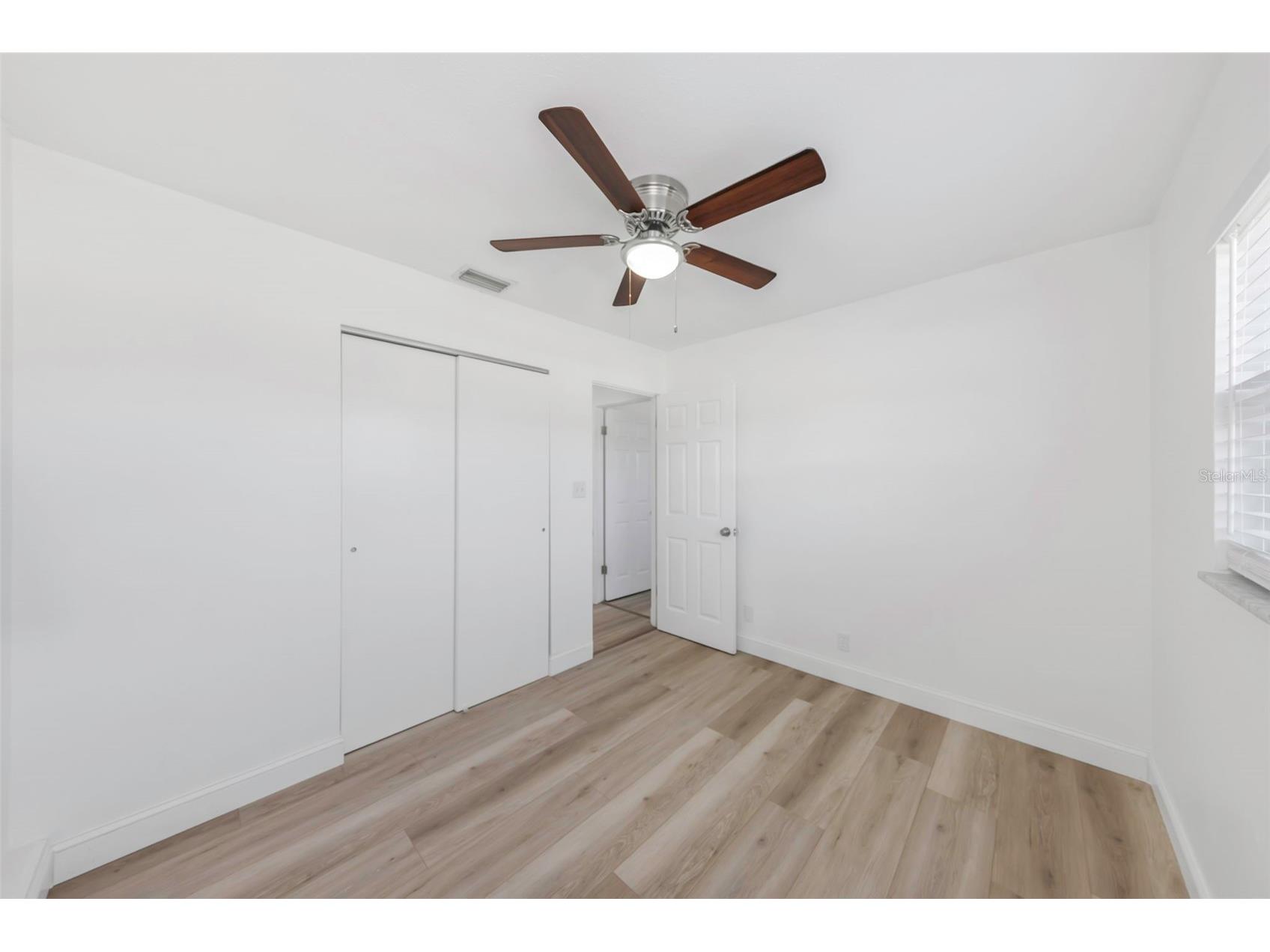 3070 Dryer Avenue Largo FL 33770 TB8489441 image26