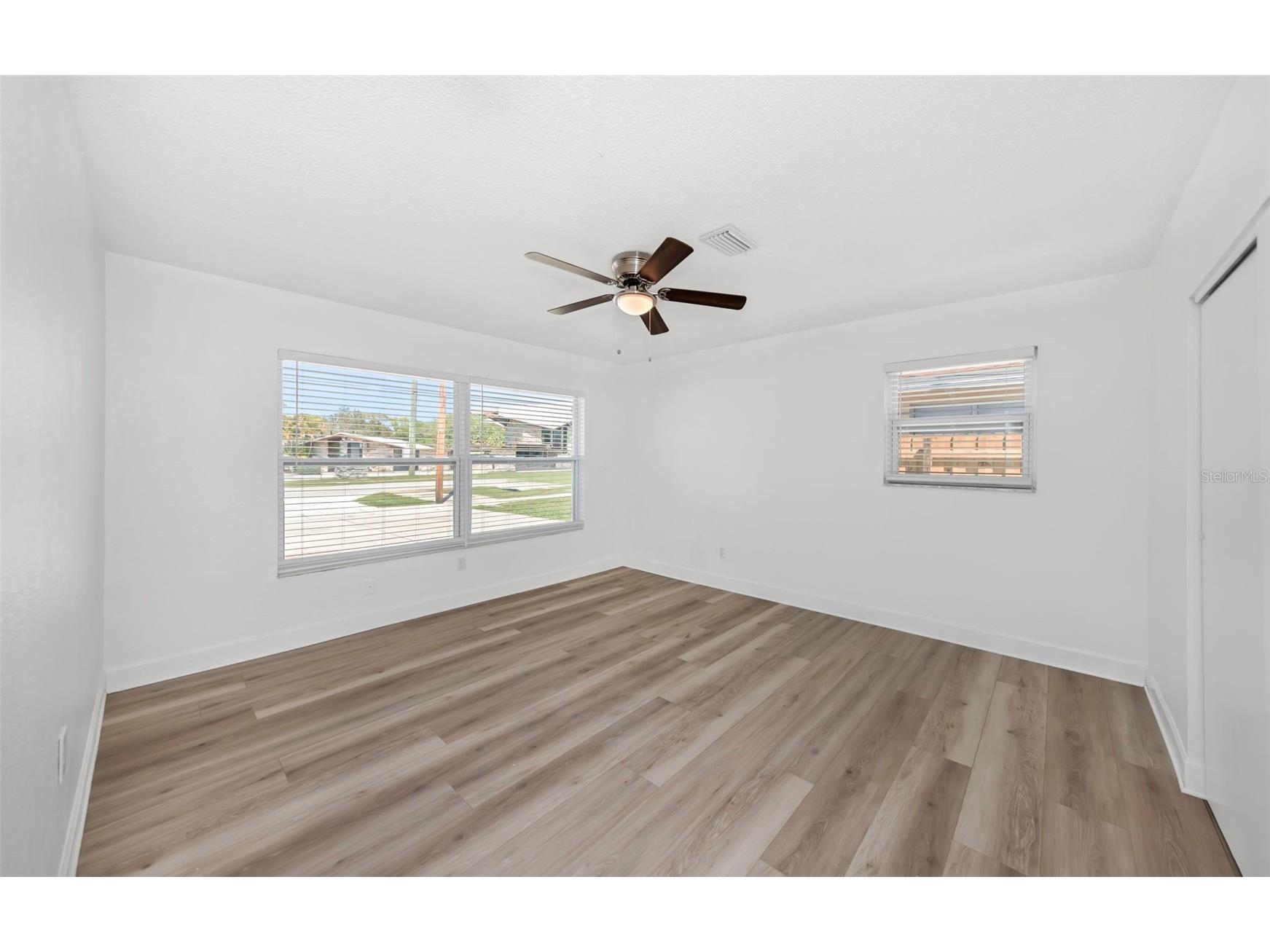 3070 Dryer Avenue Largo FL 33770 TB8489441 image27