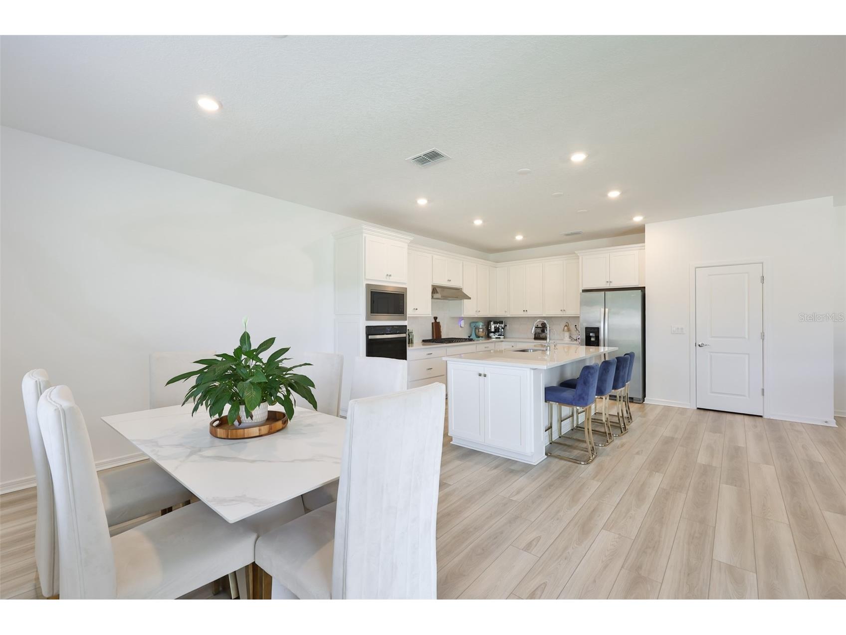 3070 Forest Meadow Avenue Valrico FL 33594 TB8500308 image2