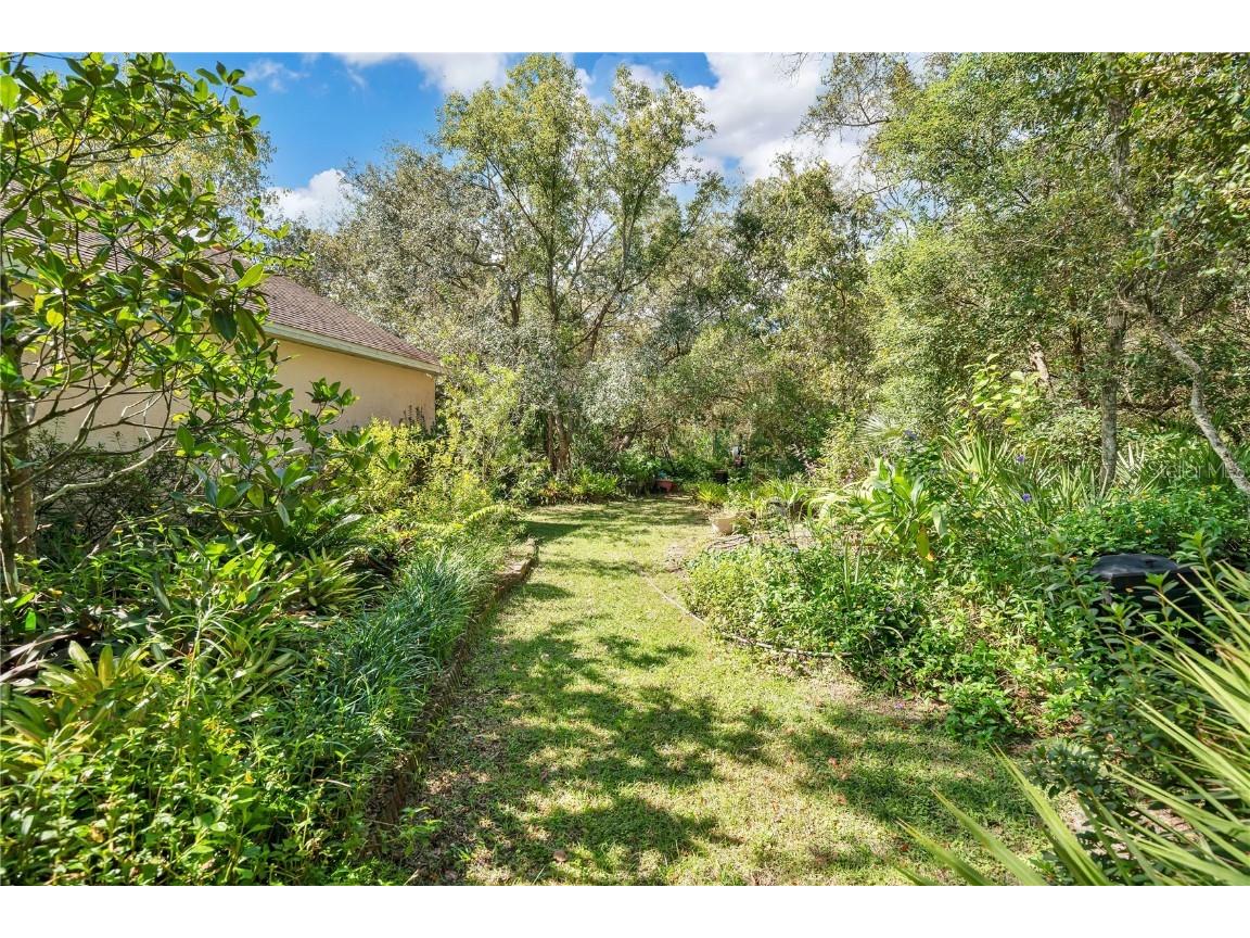 3070 Sixma Deltona FL 32738 V4945517 image26