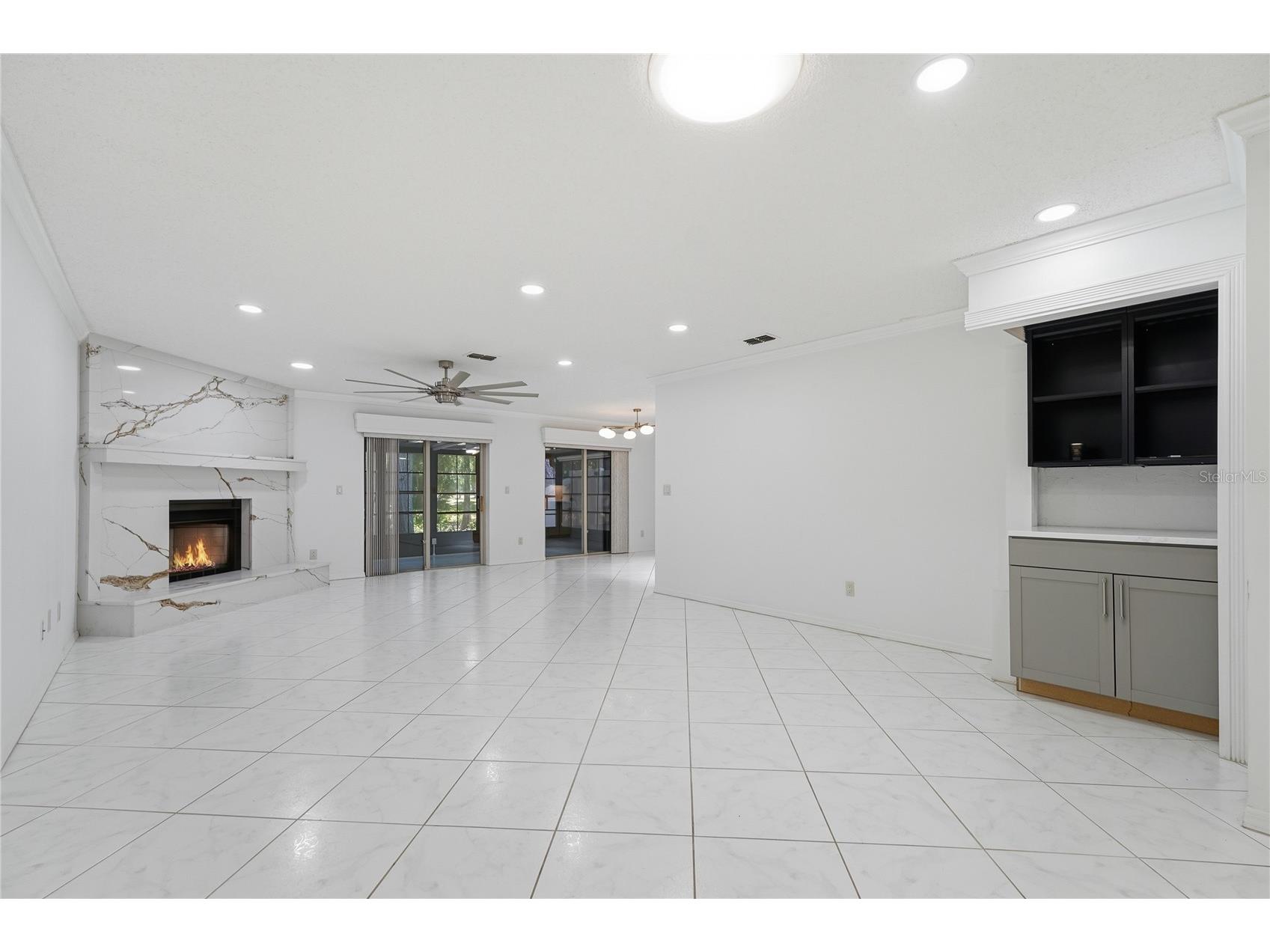 3071 Bolt Drive Palm Harbor FL 34685 W7885293 image8