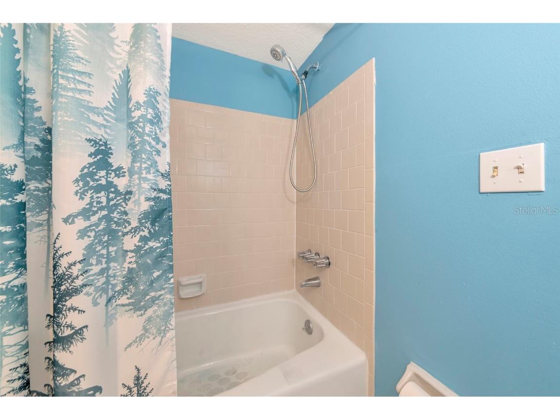 3072 Lake Bayshore Drive #O- 119 Bradenton FL 34205 A4654890 image18