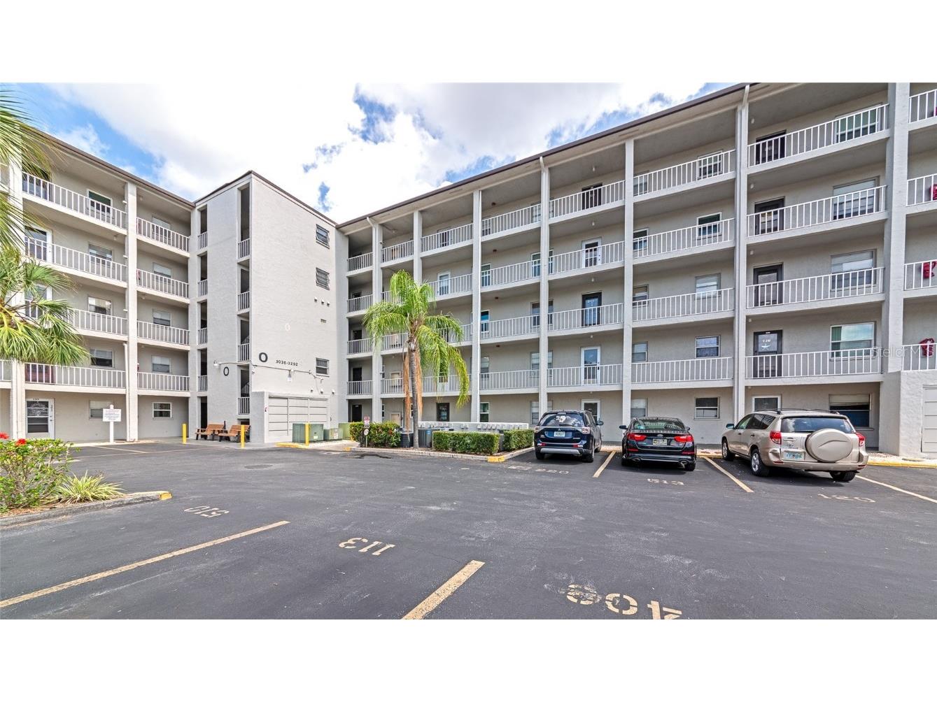 3072 Lake Bayshore Drive #O- 119 Bradenton FL 34205 A4654890 image41