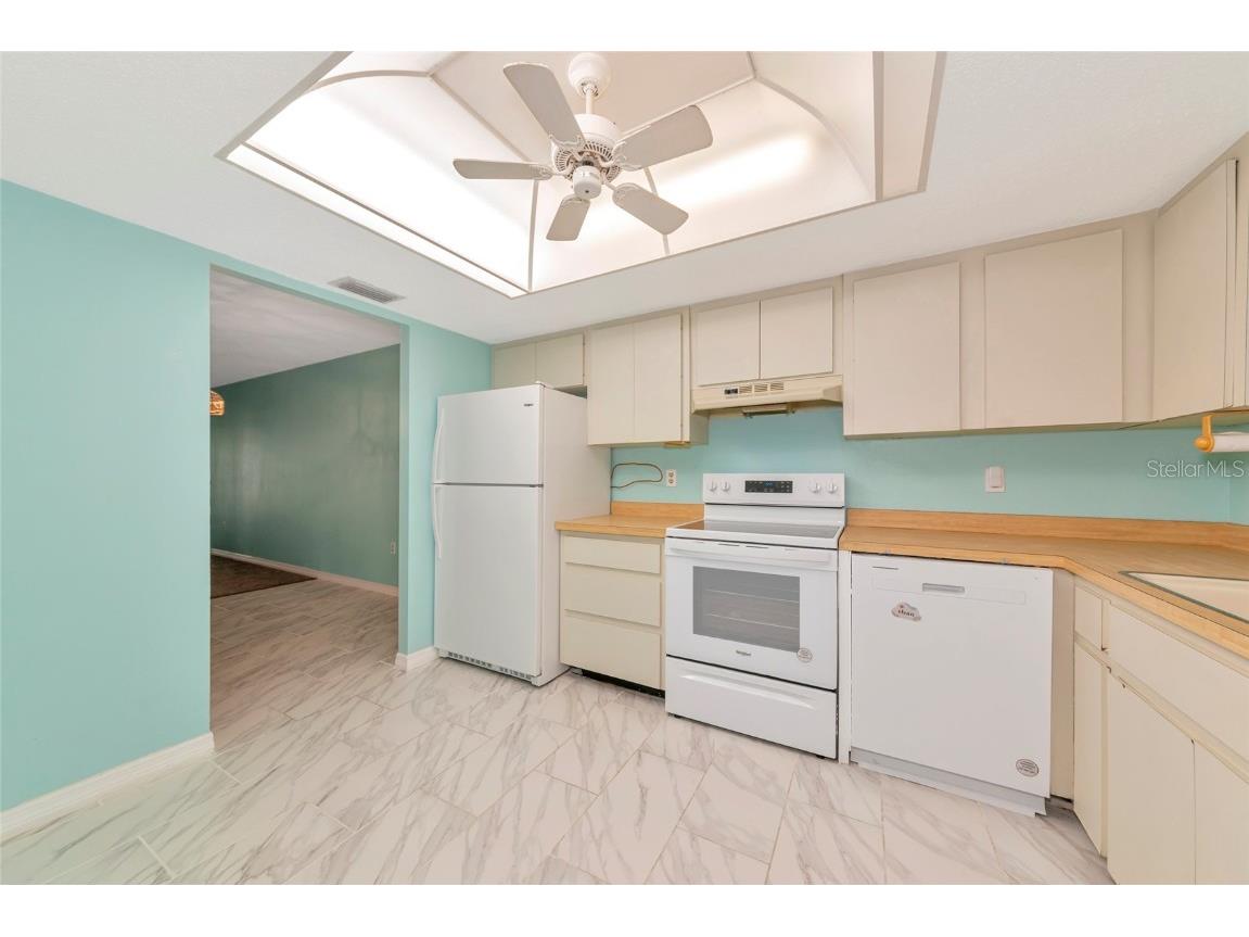 3072 Lake Bayshore Drive #O- 119 Bradenton FL 34205 A4654890 image6
