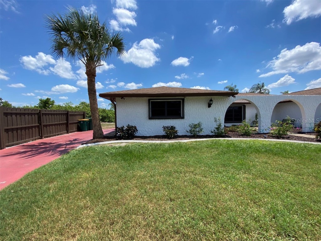 3072 Seafarer Drive Punta Gorda FL 33983 C7482508 image1