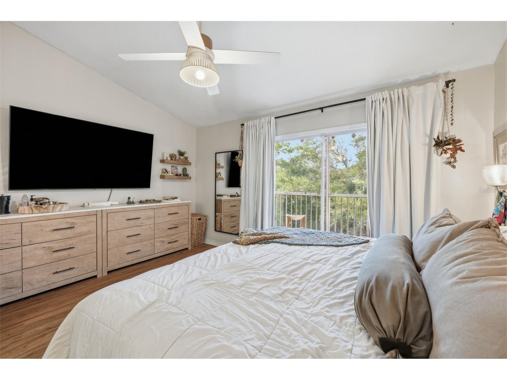 3073 Branch Drive Clearwater FL 33760 TB8526083 image16