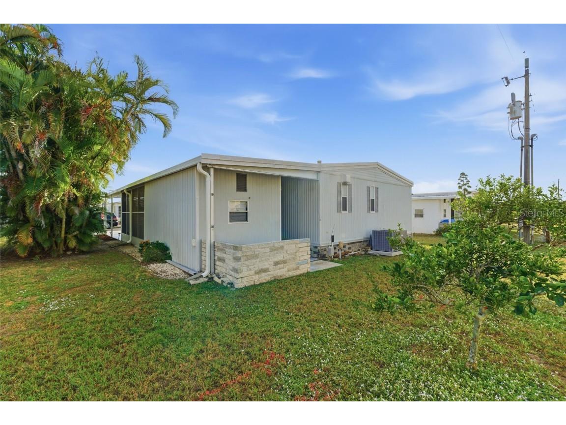 3073 Longview Lane North Fort Myers FL 33917 OM714365 image37