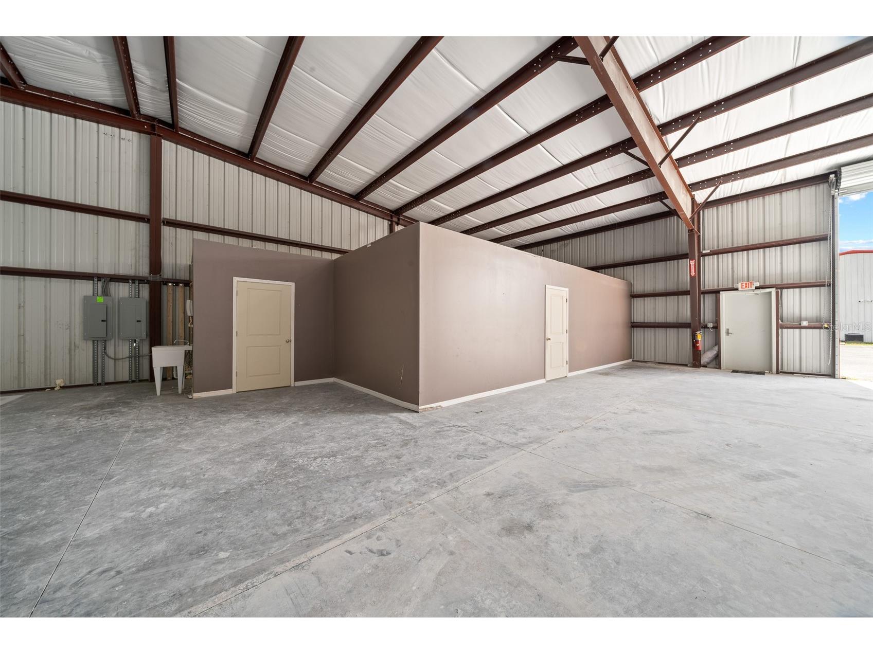 3073 NE 37th Place Wildwood FL 34785 OM721568 image10