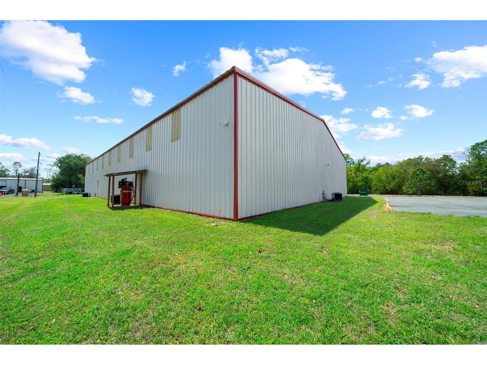 3073 NE 37th Place Wildwood FL 34785 OM721568 image19
