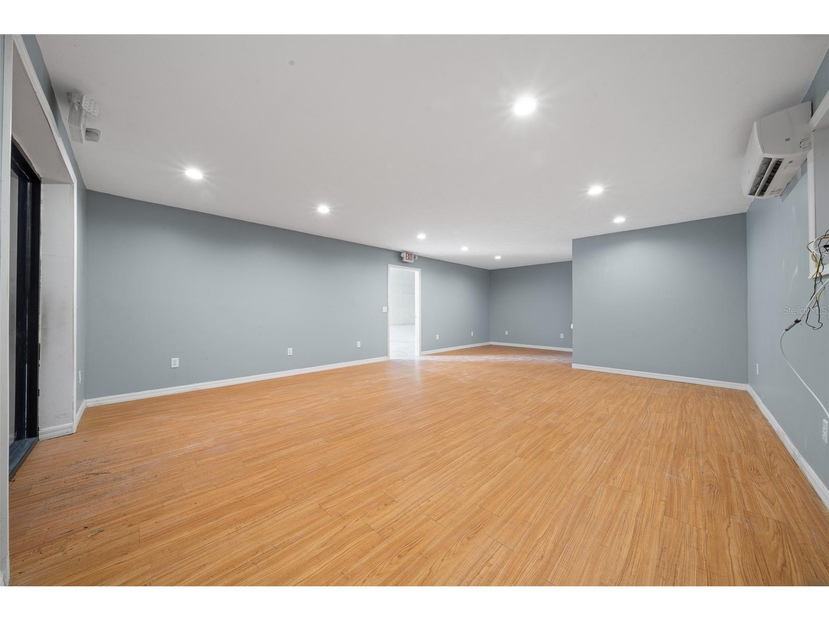 3073 NE 37th Place Wildwood FL 34785 OM721568 image4